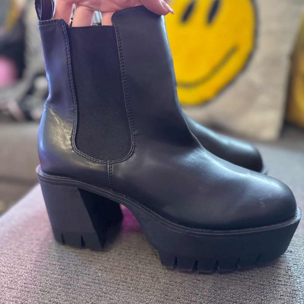 Black Chunky Heel Ankle Boots